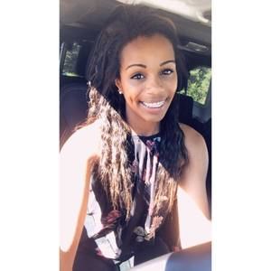 Meet your Posher, Alesha